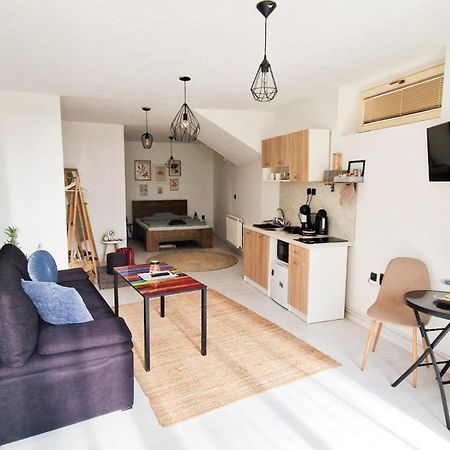 Studio Apartment Bohemia Mostar Eksteriør billede